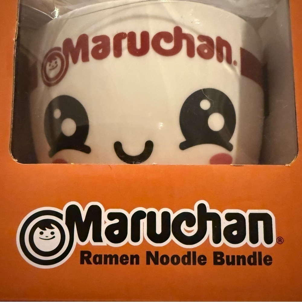 Maruchan Ramen Noodle Bowl Bundle Chopsticks/ Spoon & Chopsticks Holder